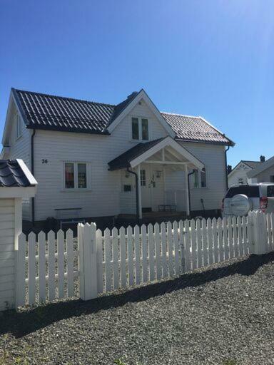 Koselig Hus Naert Havet I Lofoten, Kabelvåg Exterior photo